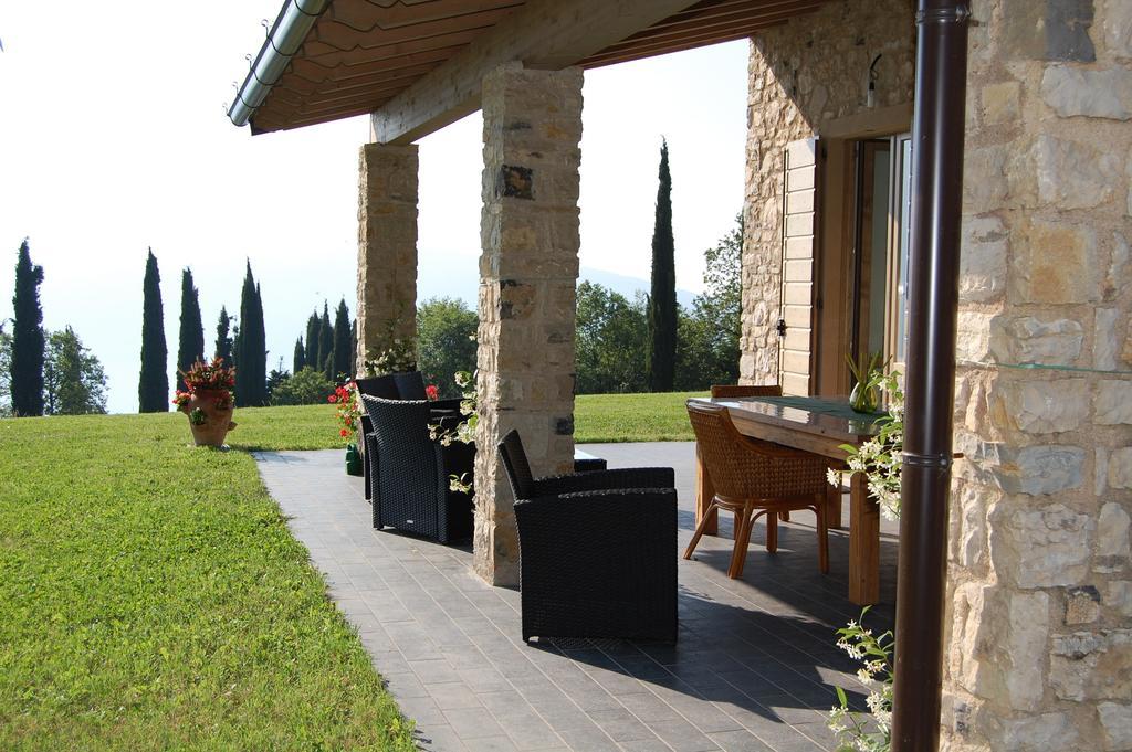 Agriturismo Casa Del Castagneto Gargnano Oda fotoğraf
