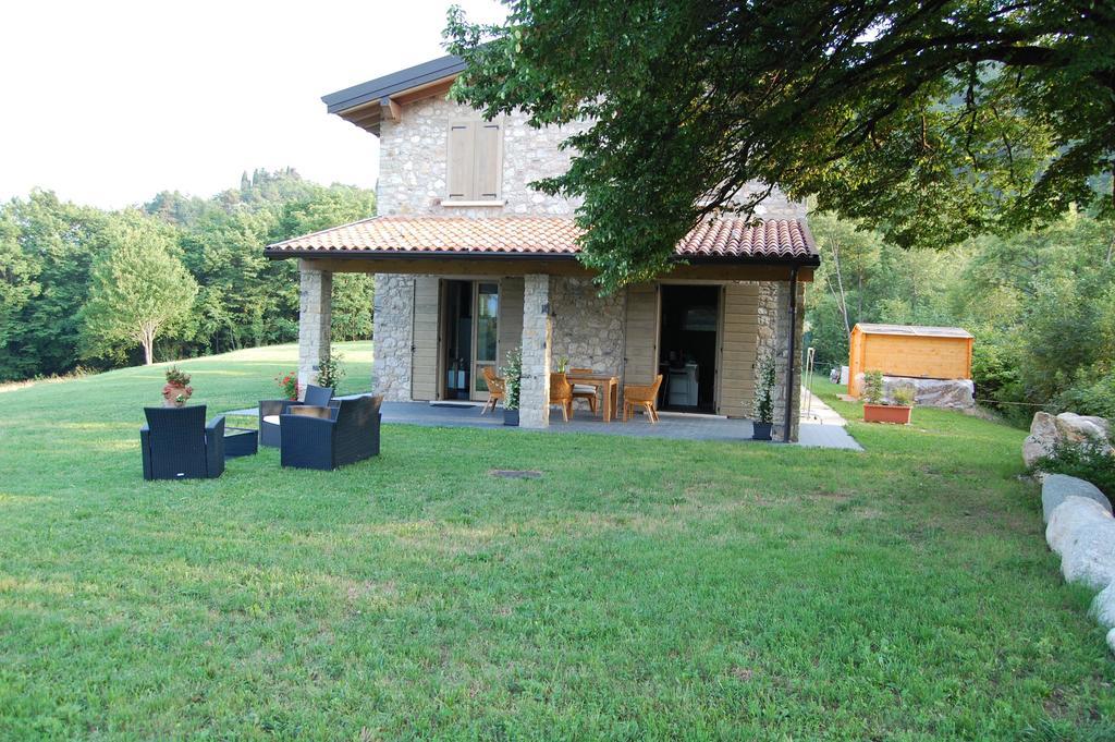 Agriturismo Casa Del Castagneto Gargnano Oda fotoğraf