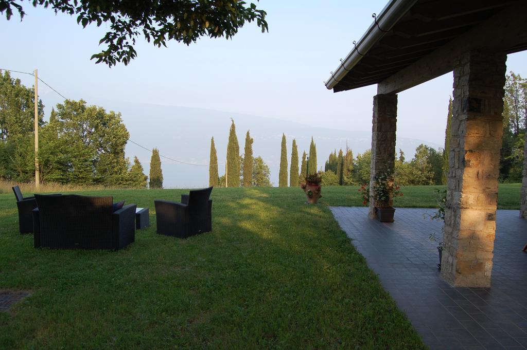 Agriturismo Casa Del Castagneto Gargnano Oda fotoğraf